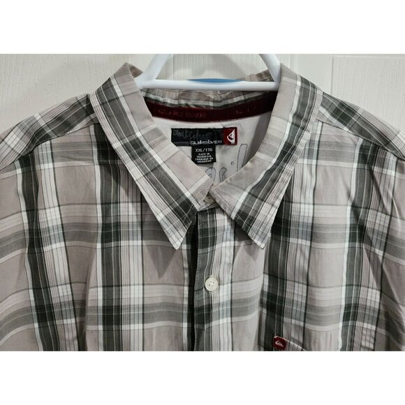 Quicksilver Gray Plaid Short Sleeve Pocket Button Up Shirt Size XXL - Picture 2 of 10